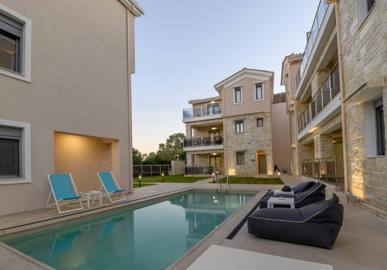 Momento Luxury Apartments Walking Distance From The Beach Nikiana Esterno foto