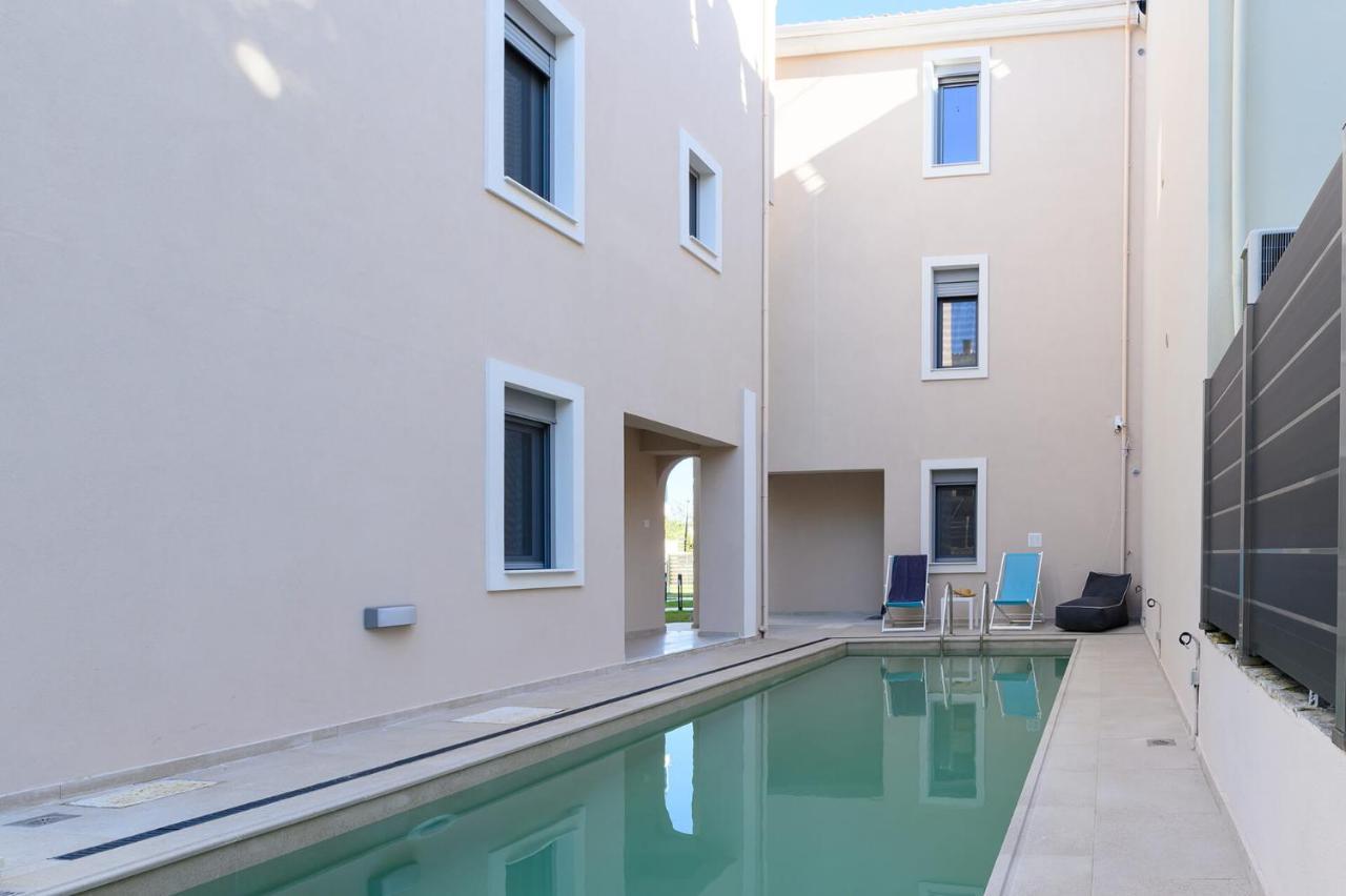 Momento Luxury Apartments Walking Distance From The Beach Nikiana Esterno foto
