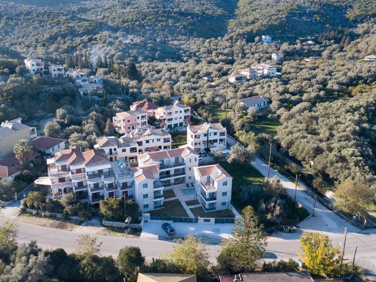 Momento Luxury Apartments Walking Distance From The Beach Nikiana Esterno foto