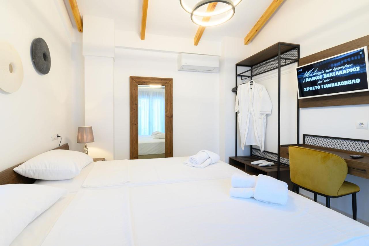 Momento Luxury Apartments Walking Distance From The Beach Nikiana Esterno foto