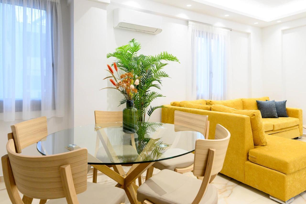 Momento Luxury Apartments Walking Distance From The Beach Nikiana Esterno foto