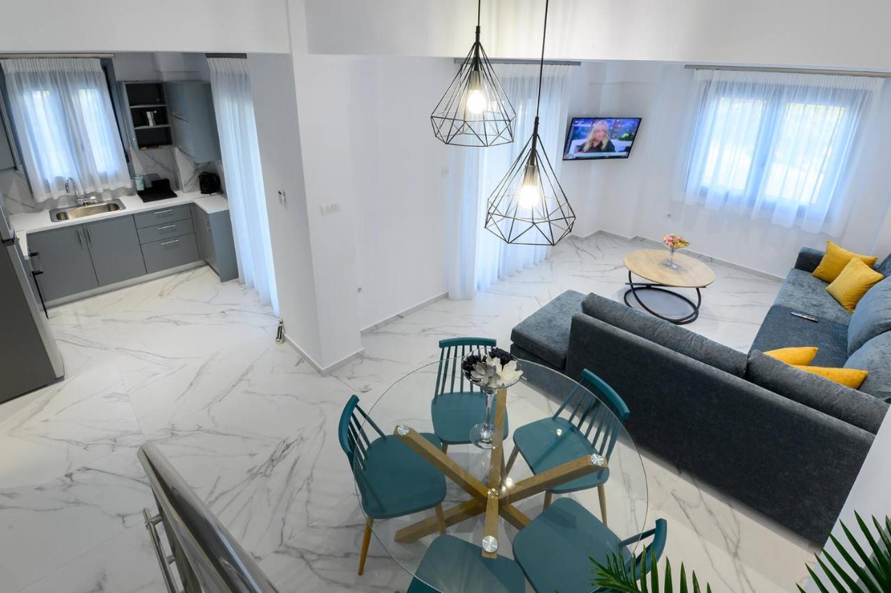Momento Luxury Apartments Walking Distance From The Beach Nikiana Esterno foto