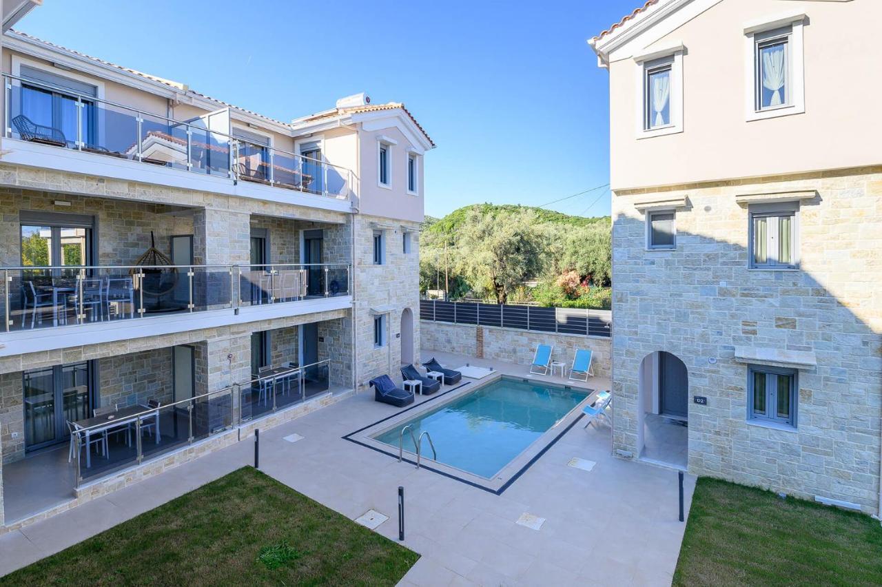Momento Luxury Apartments Walking Distance From The Beach Nikiana Esterno foto