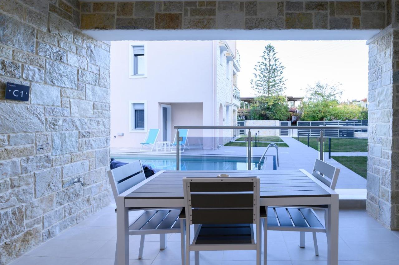 Momento Luxury Apartments Walking Distance From The Beach Nikiana Esterno foto