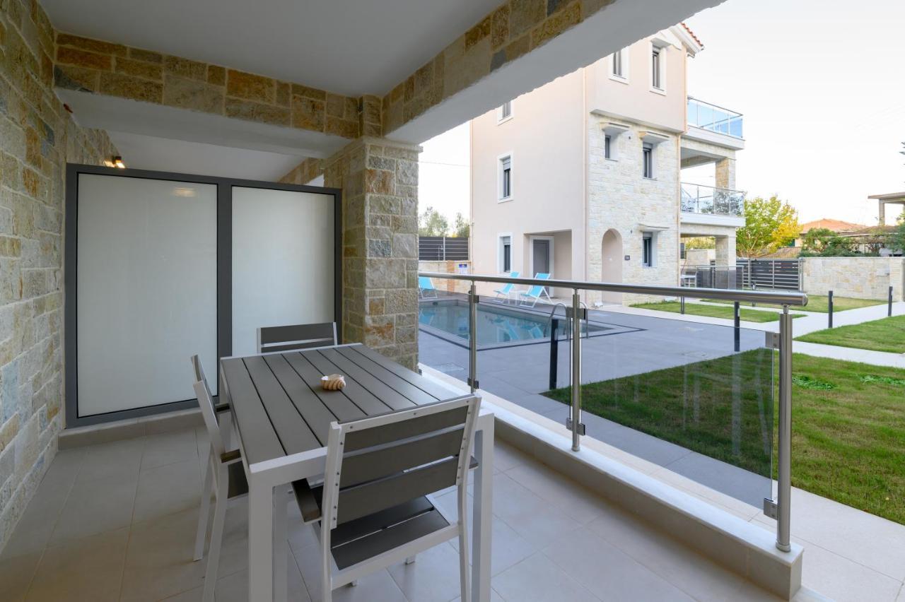 Momento Luxury Apartments Walking Distance From The Beach Nikiana Esterno foto