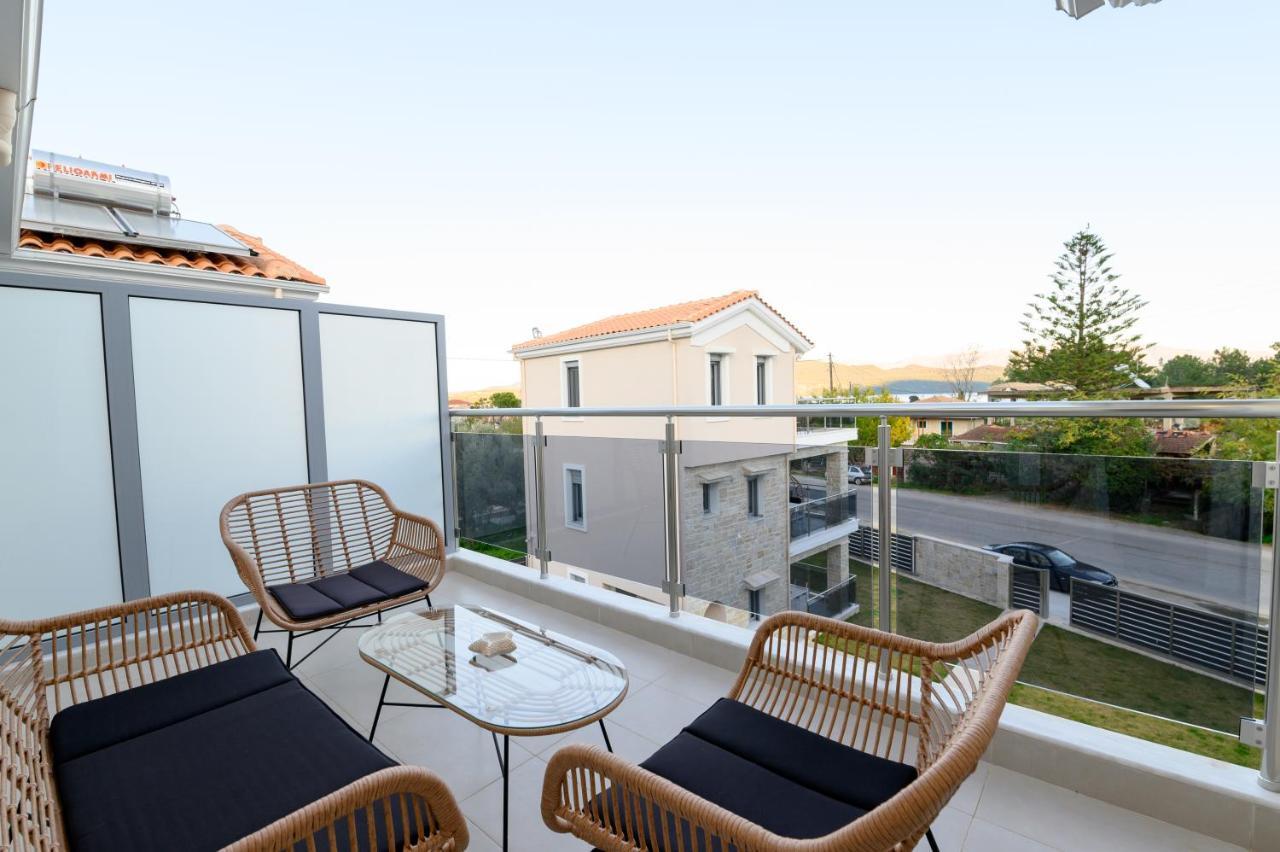 Momento Luxury Apartments Walking Distance From The Beach Nikiana Esterno foto
