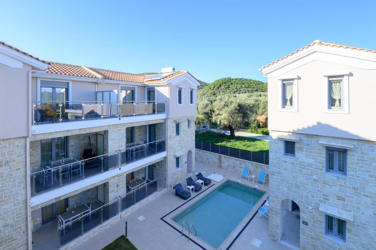 Momento Luxury Apartments Walking Distance From The Beach Nikiana Esterno foto