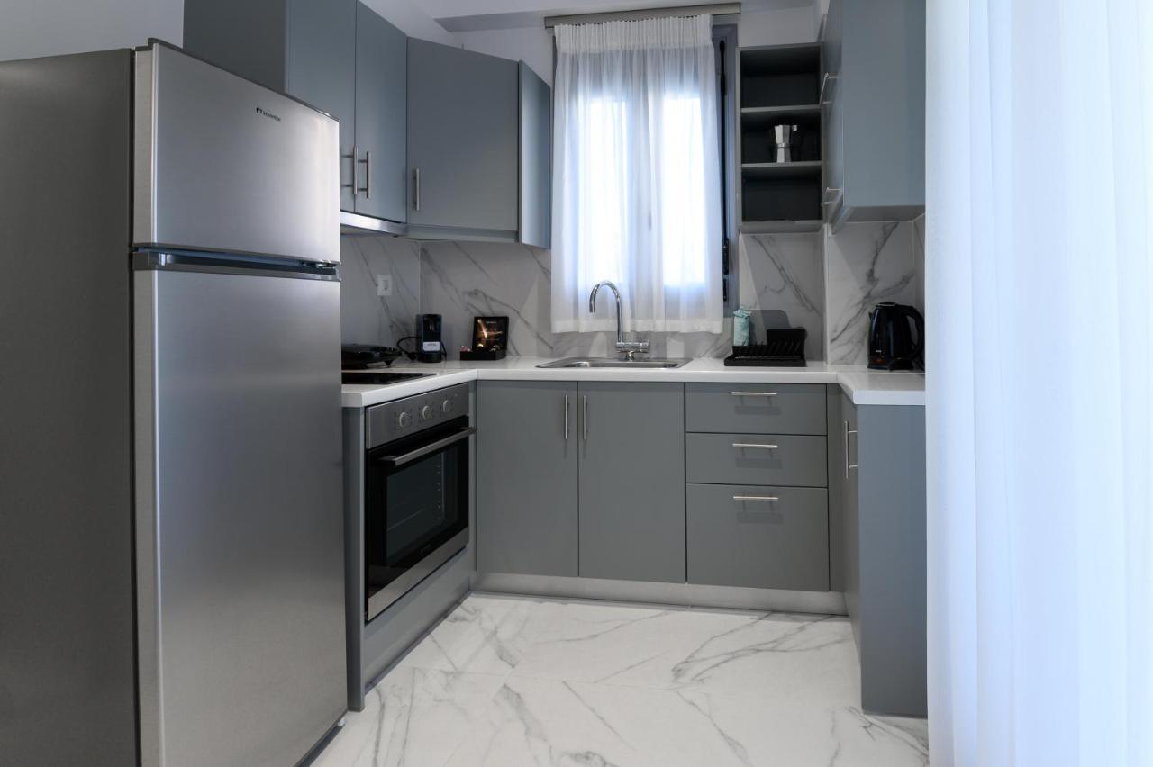 Momento Luxury Apartments Walking Distance From The Beach Nikiana Esterno foto