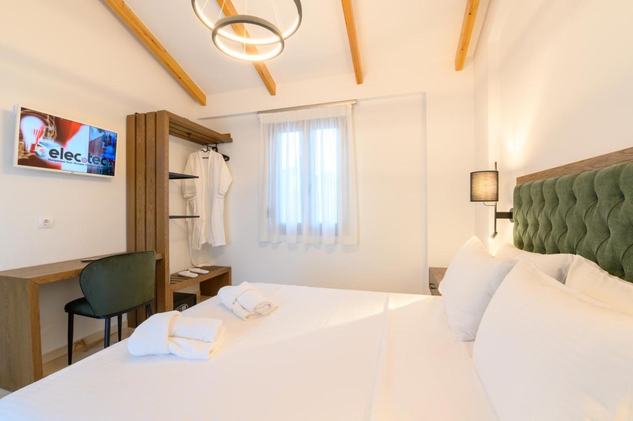 Momento Luxury Apartments Walking Distance From The Beach Nikiana Esterno foto