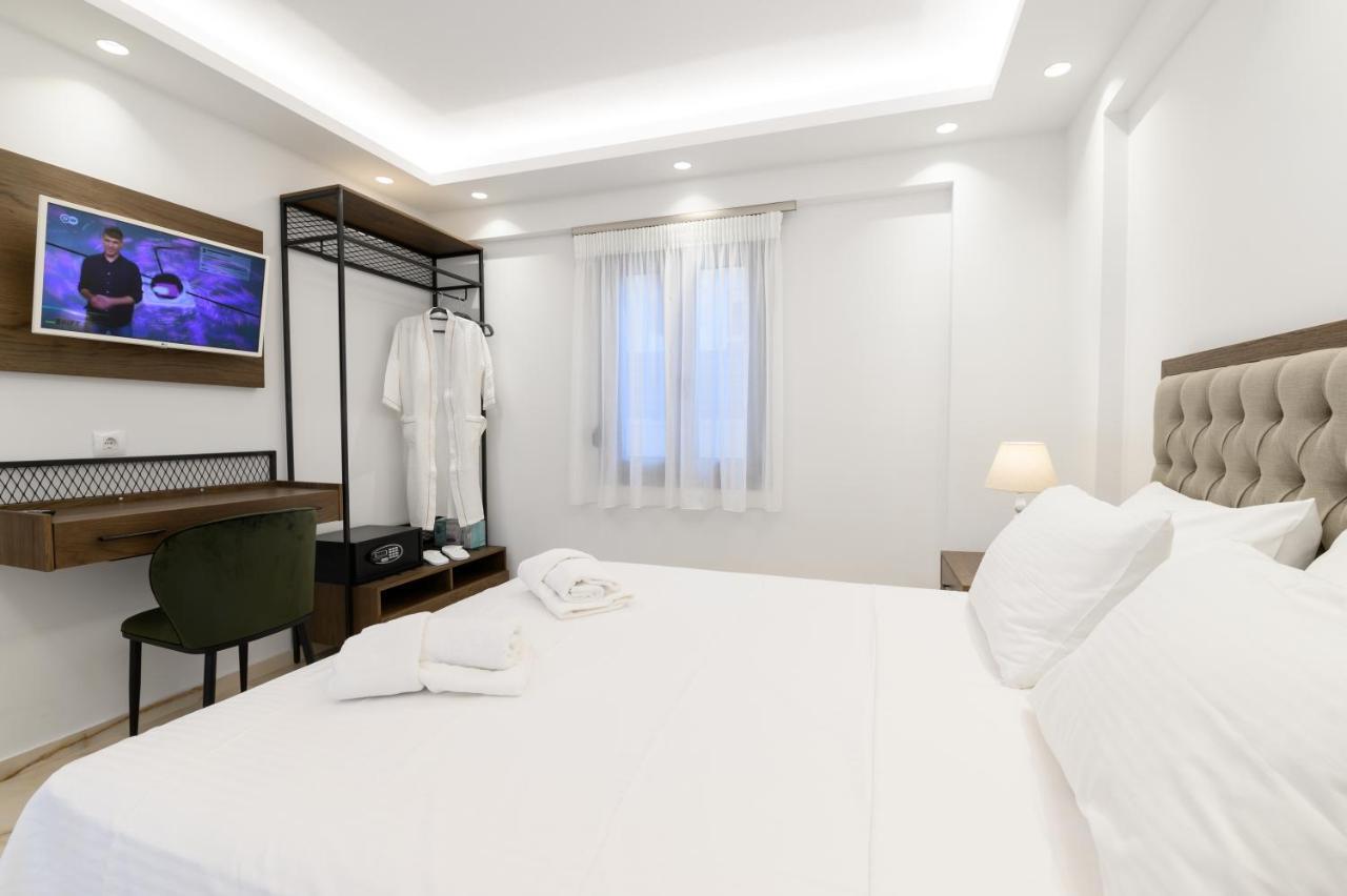 Momento Luxury Apartments Walking Distance From The Beach Nikiana Esterno foto